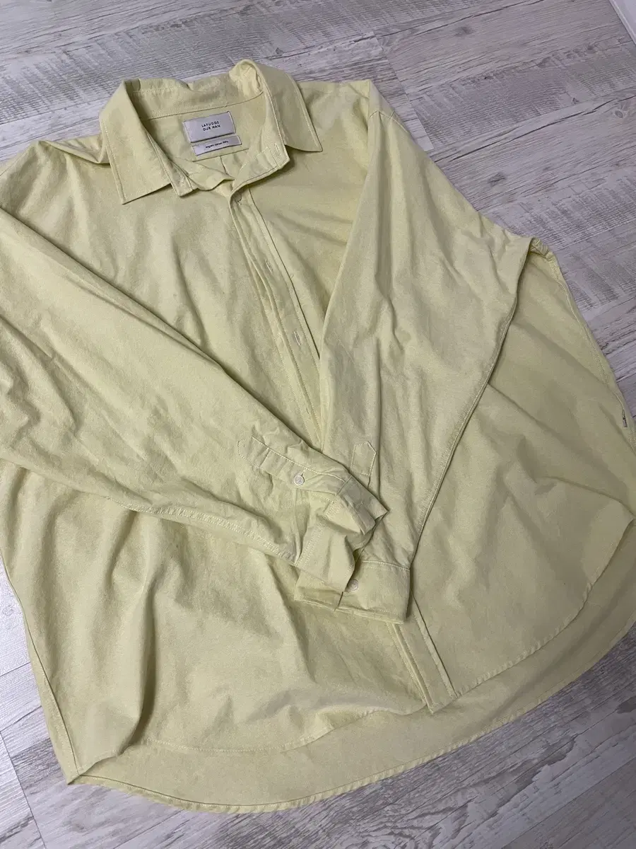 Bonded Cityboy Yellowshirt