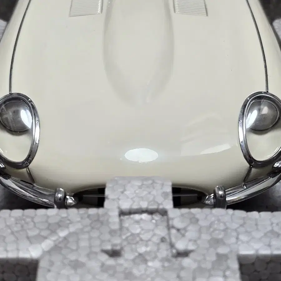 1/18 오토아트 재규어 E타입 AUTOart JAGUAR