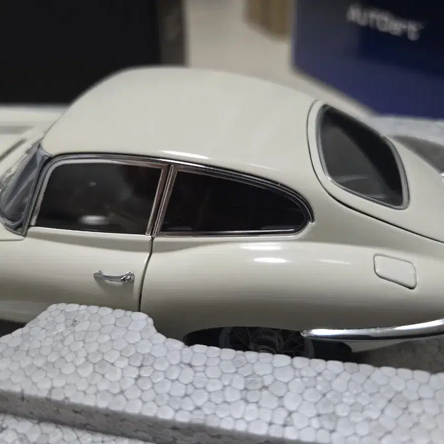 1/18 오토아트 재규어 E타입 AUTOart JAGUAR