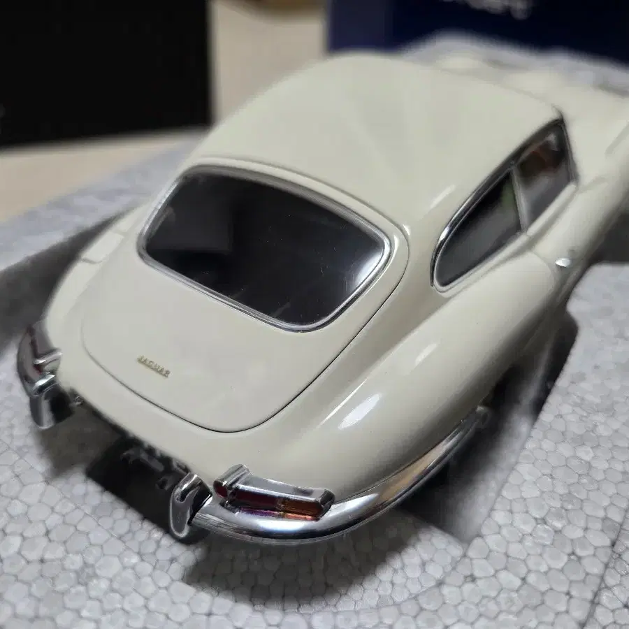 1/18 오토아트 재규어 E타입 AUTOart JAGUAR