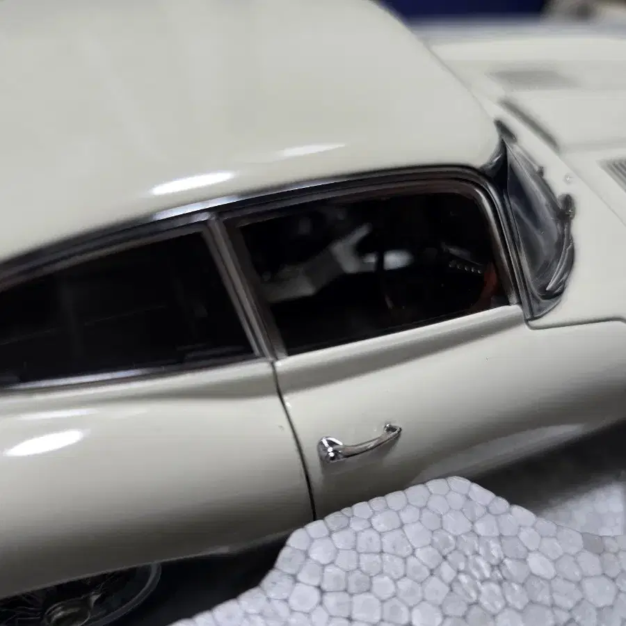 1/18 오토아트 재규어 E타입 AUTOart JAGUAR