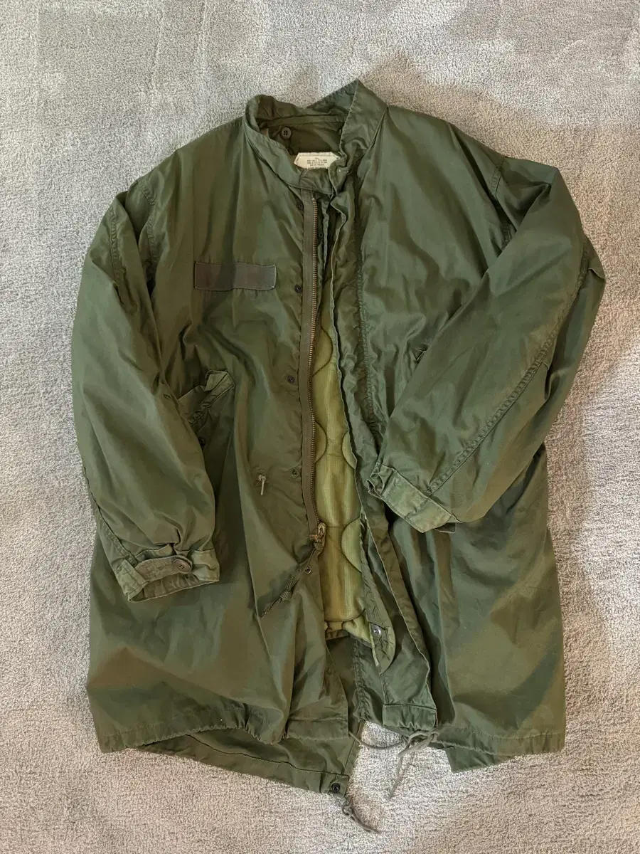 Original US Army Dog Parka Large Size with lining (not retro)