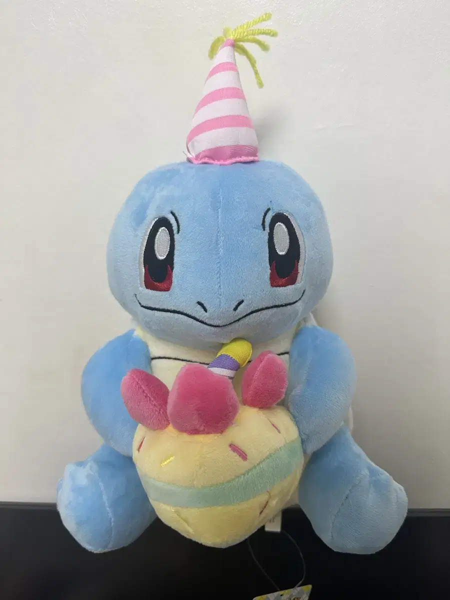 Pokémon birthday Celebration Cake Twist doll 25cm