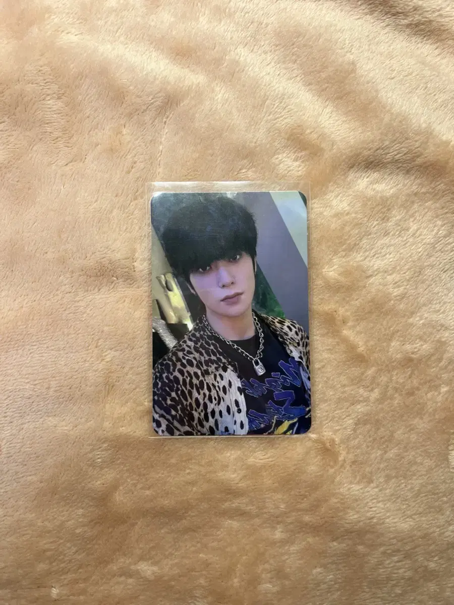 Universe Jewel jaehyun wts!