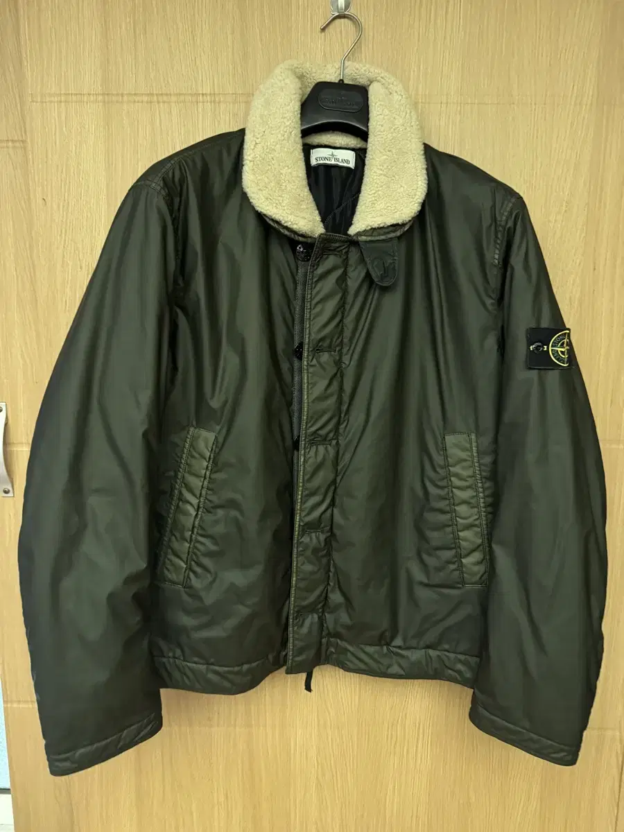 Stone Island MUSSOLA GOMMATA sheepskin jacket