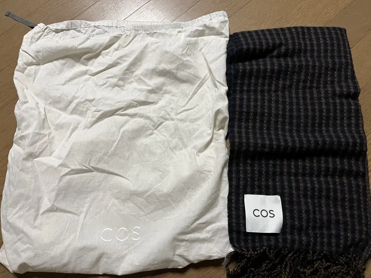 cos 목도리