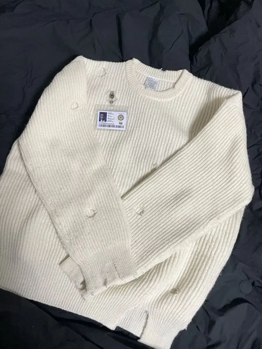 [OS] STU Destroyed Knit