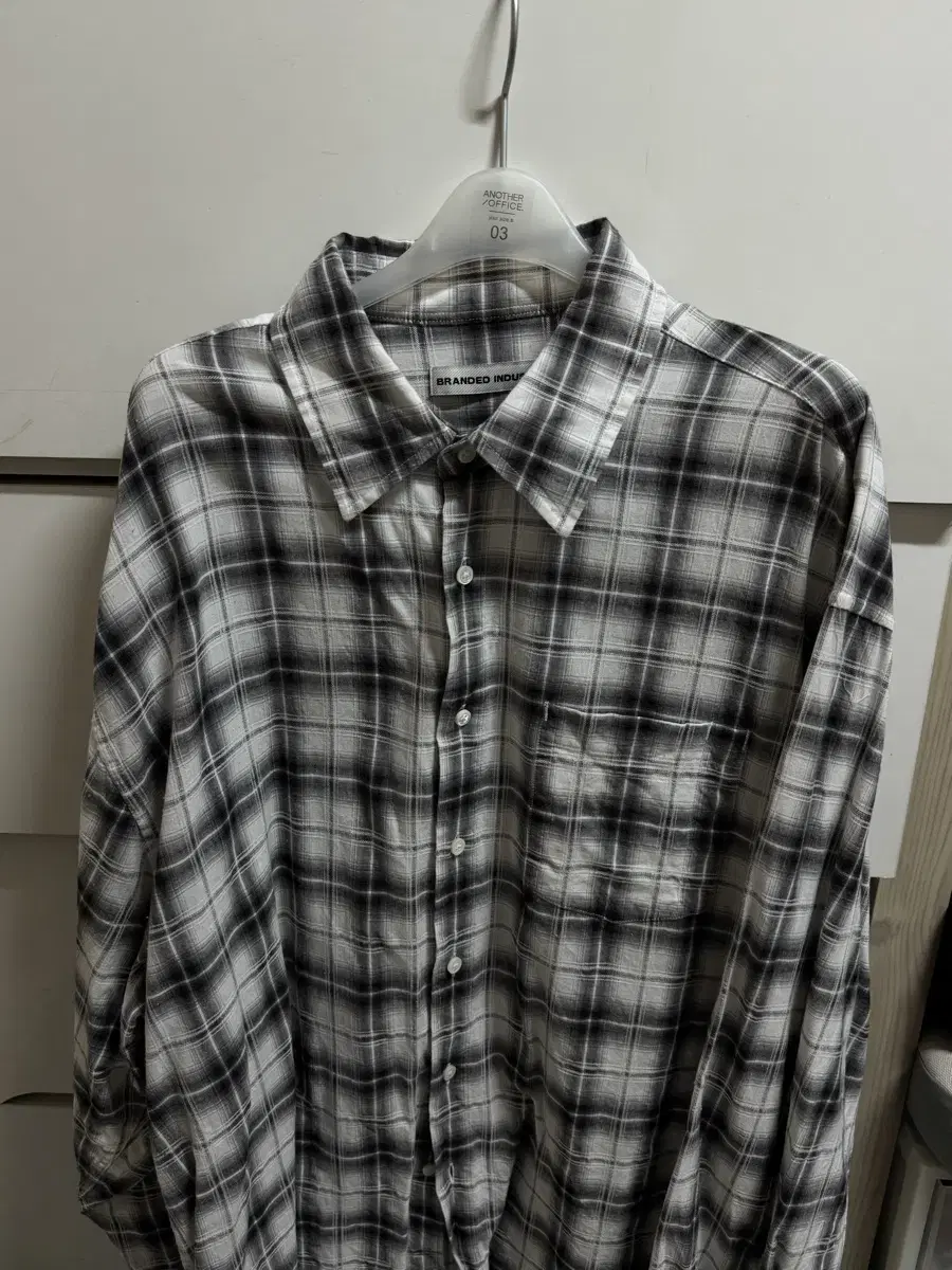 [XL] Branded All-Onday Check Shirt