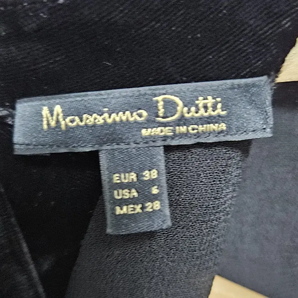 38/66 마시모두띠 Massimo Dutti 벨벳 원피스