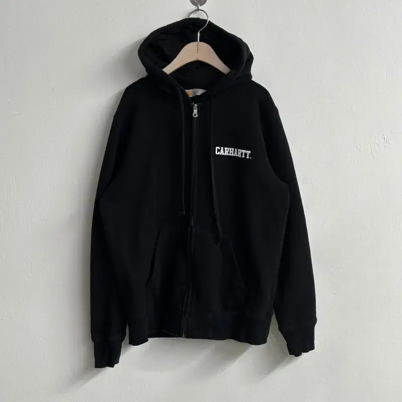 [M] Calhart Zip Up Black