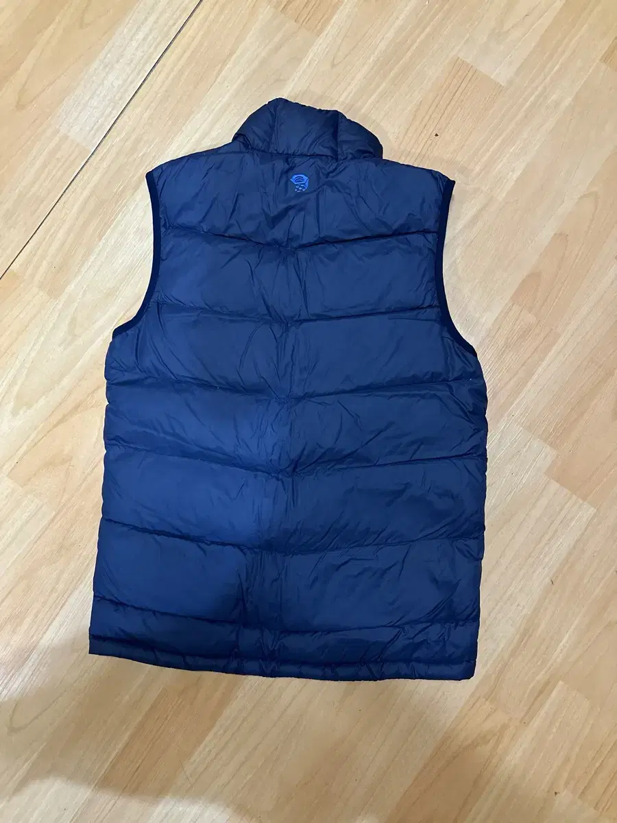 Mountain HardwarePadded Vests