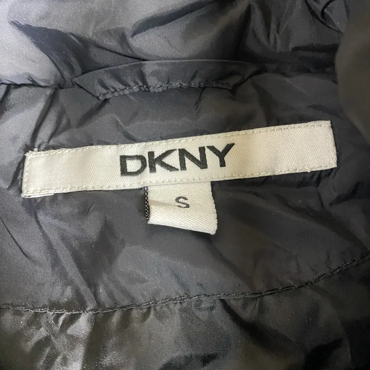 DKNY 다운 패딩 s