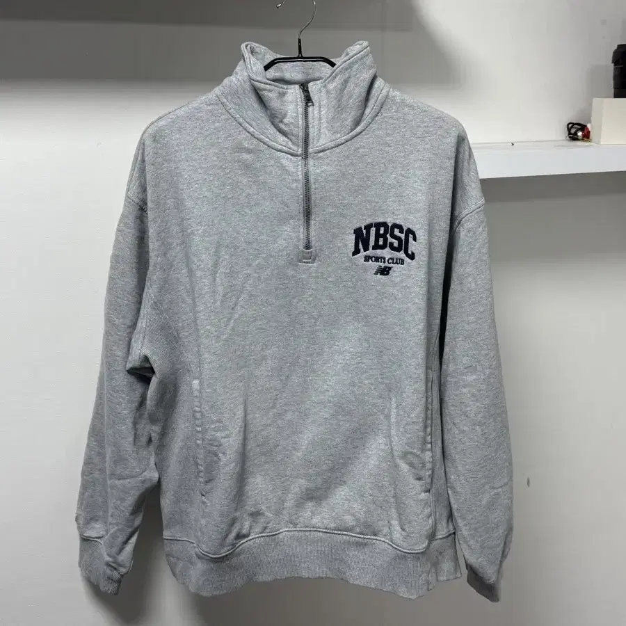 뉴발란스 UNI NBSC 반집업 맨투맨 AC NBNCD31823 XL