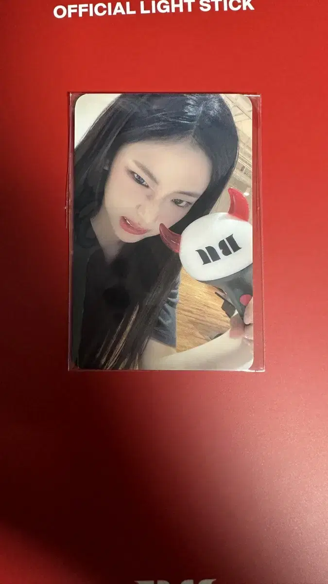 Baby Monster Lecca weverse lightstick pre-order benefit Photocard