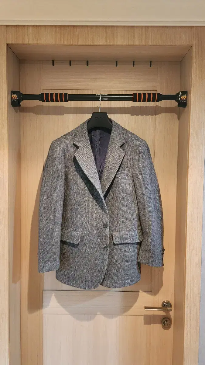 Light gray herringbone wool jacket L