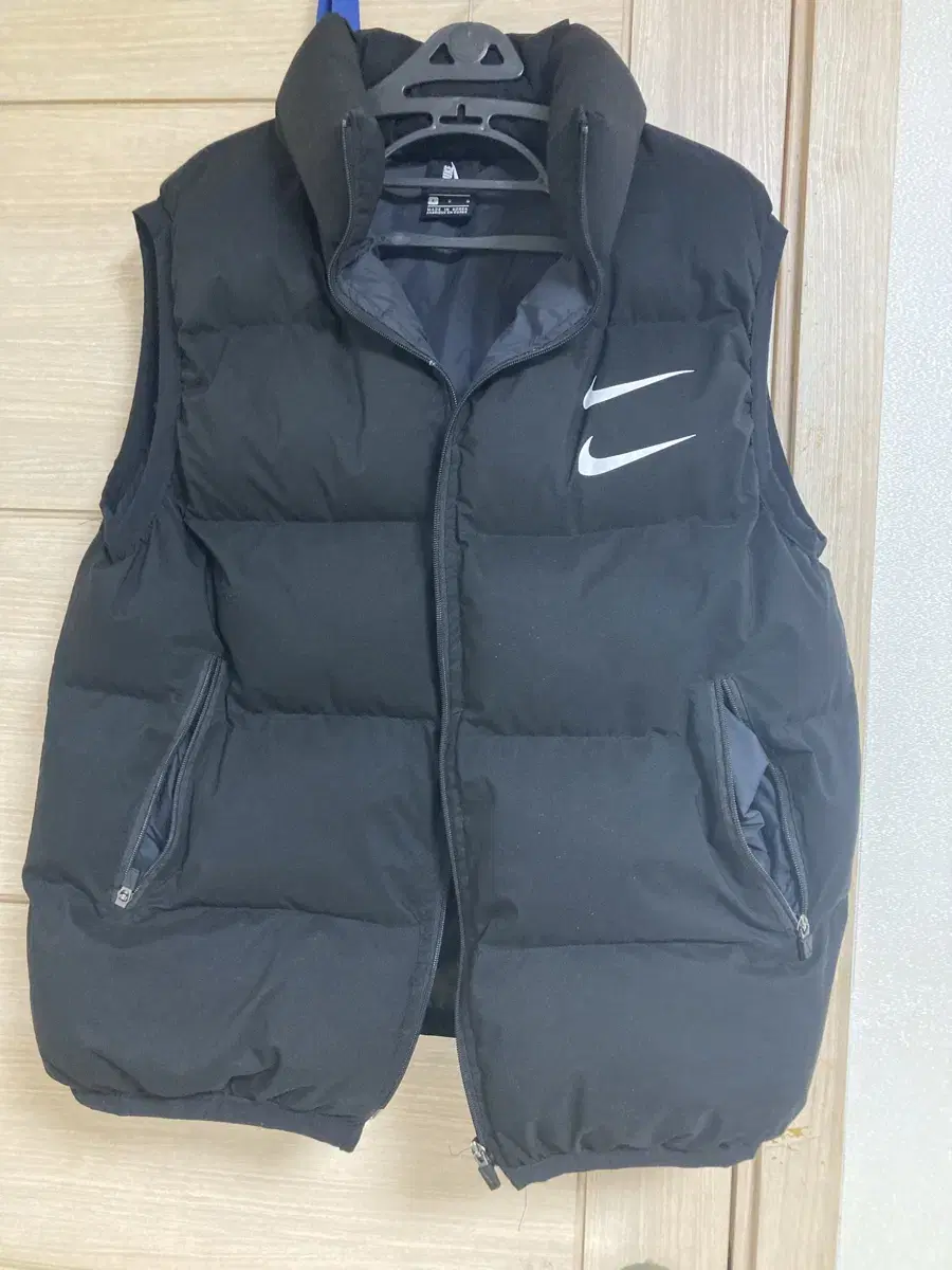 Nike Doubleswoosh Padded Vest L