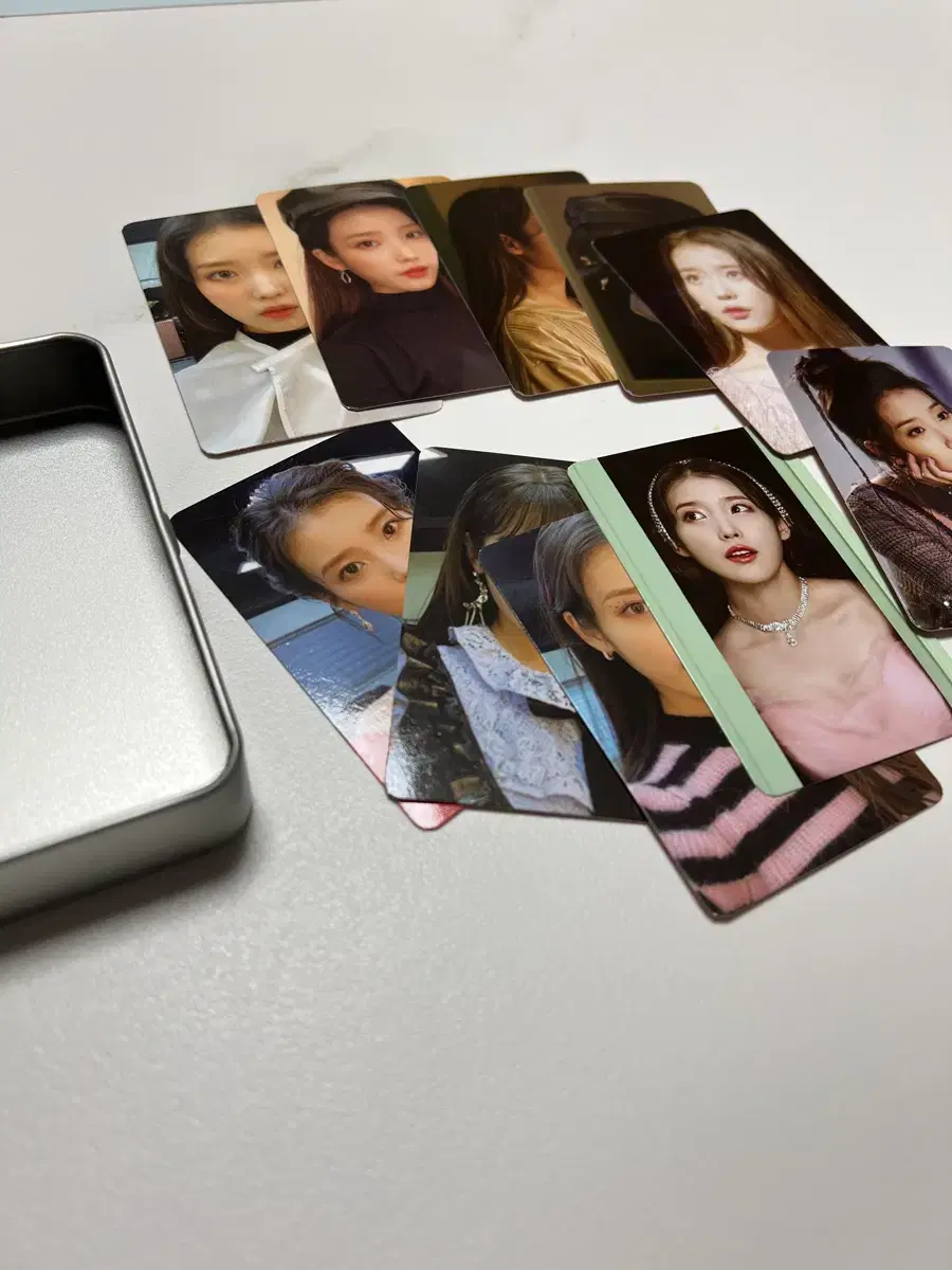 IU Celebrity Tin Case Photocard