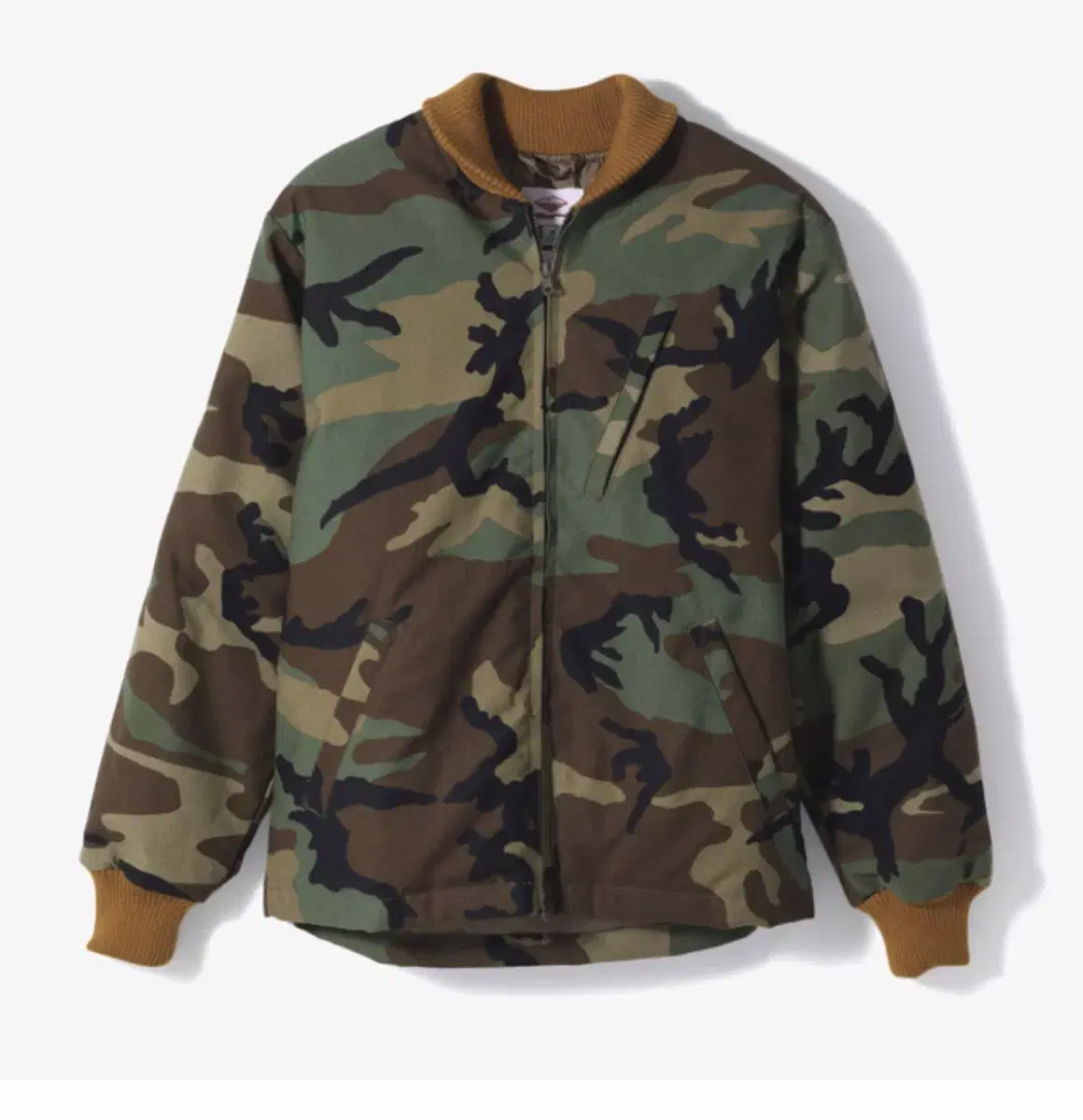 Sells Bartonwear military down jackets.