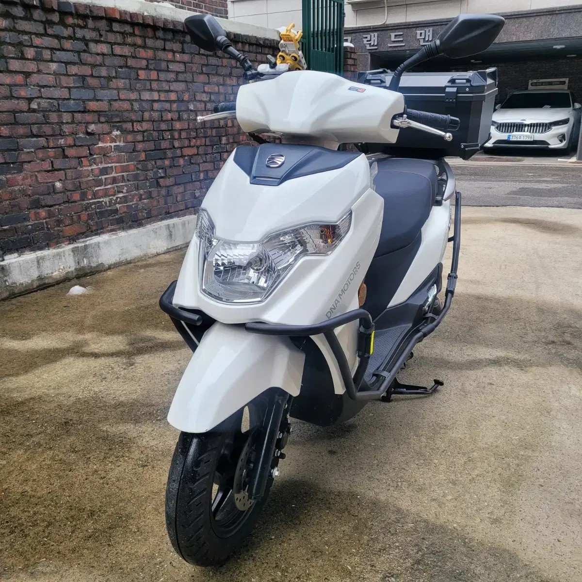 VX125 신차급 300km 화이트 스쿠터 오토바이 (마지막가격)