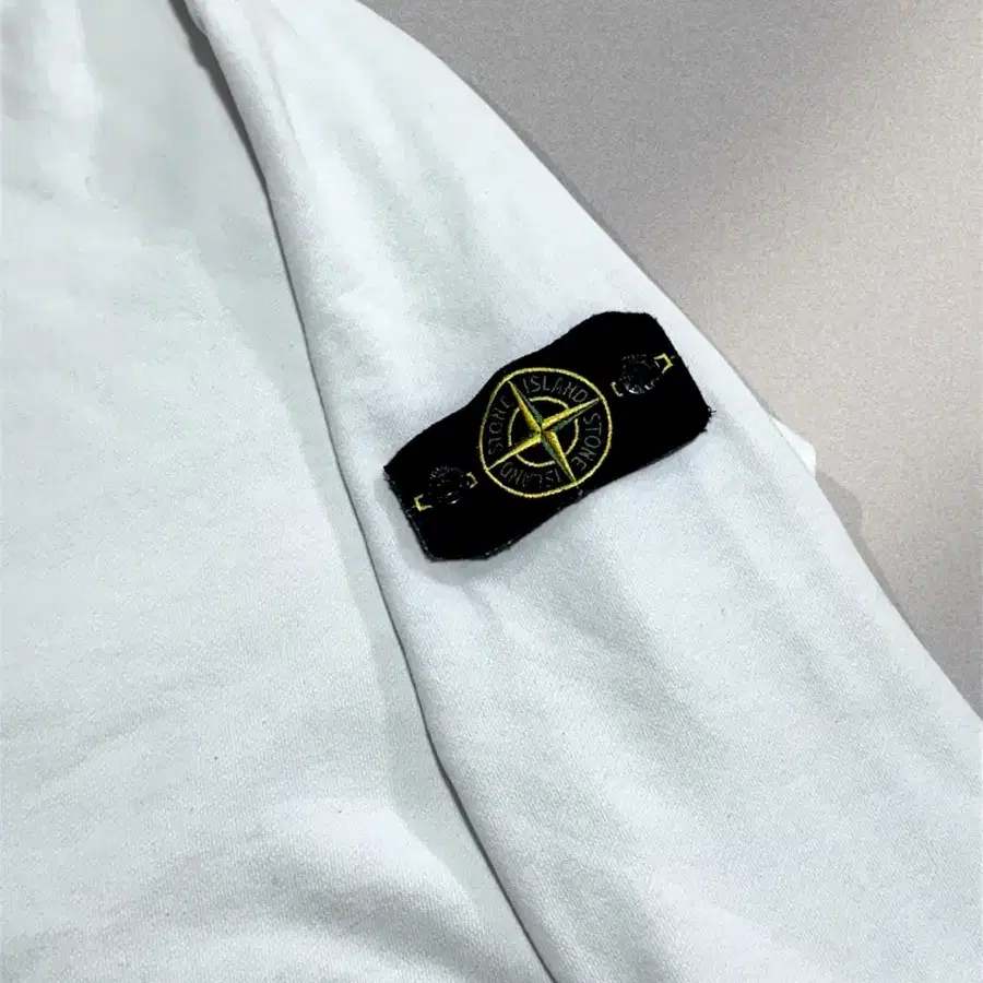 STONE ISLAND