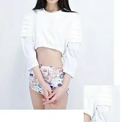 [FREE] 로우클래식 13ss sleeve pin tuck crop t