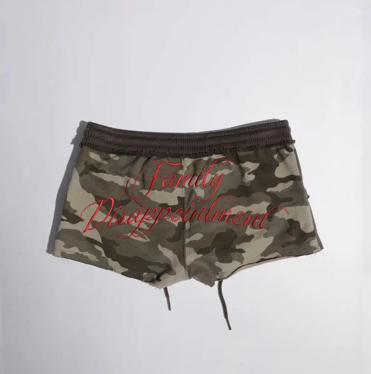 [나띠 착용] 스컬프터 카모 쇼츠 Camouflage Shorts