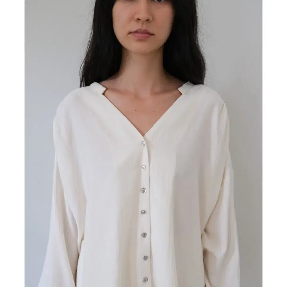 havebin NATURAL BUTTON BLOUSE IVORY