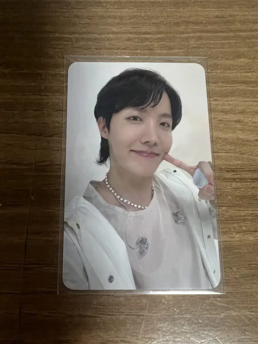 BTS Army Lounge jung hoseok j-hope photocard wts Sells