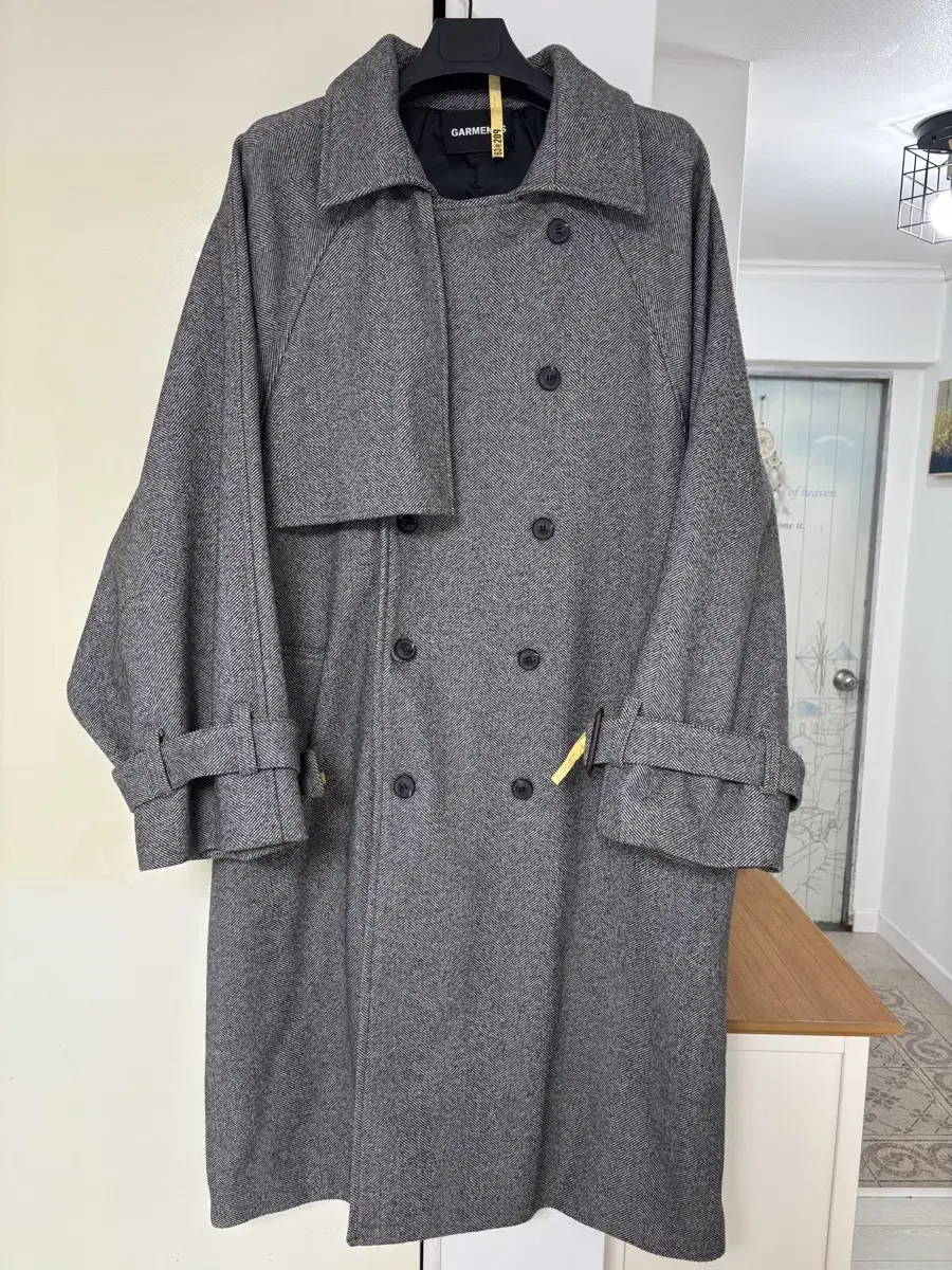 GARMENTS Gray coat