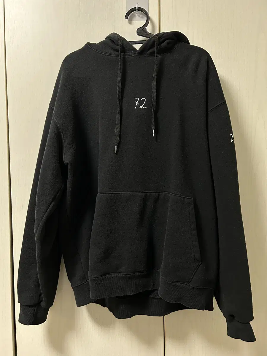 Comfagno Black Hoodie L