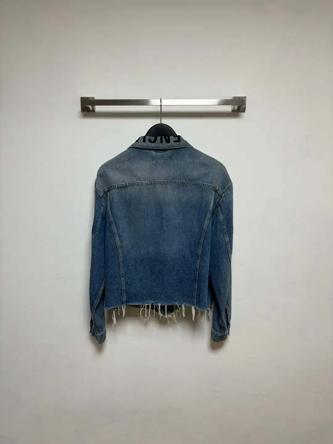 (46)Balenciaga Language jean jacket