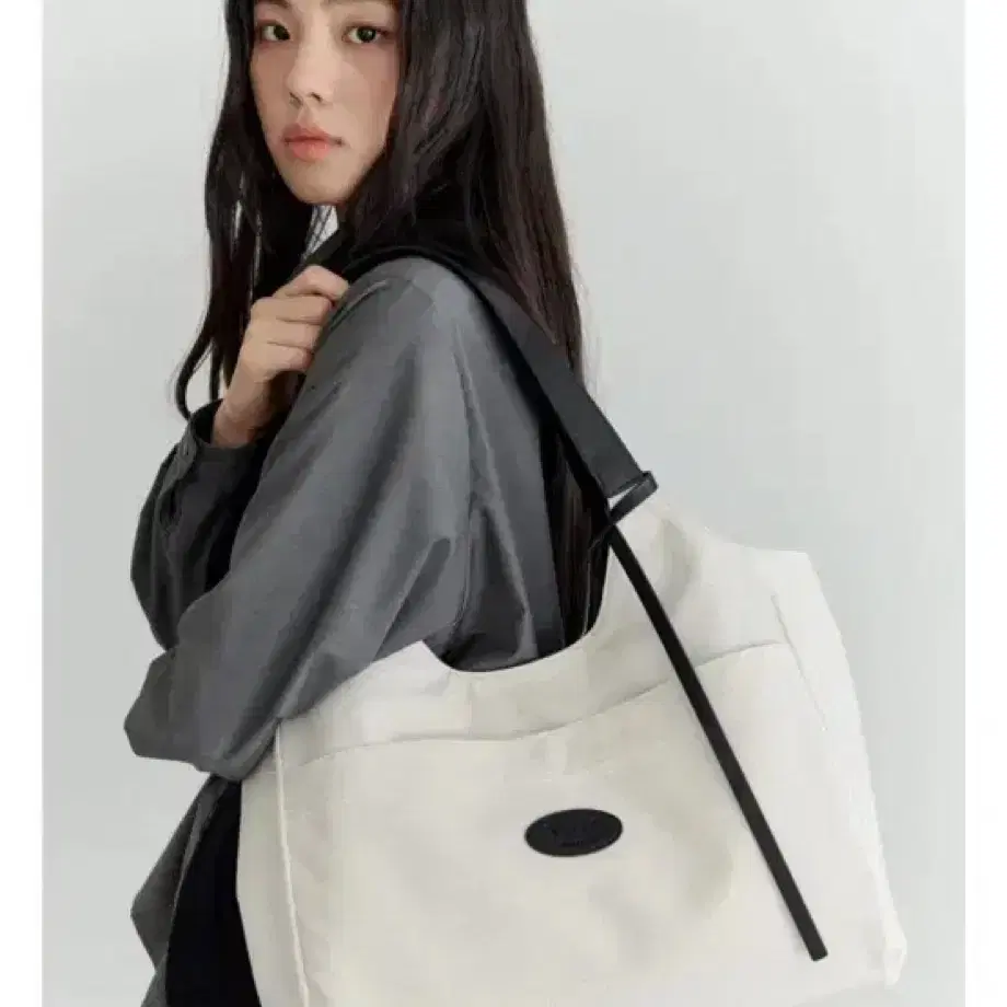 28일까지 판매)유제X유네린 리베르 백 Yuje LIBER BAG