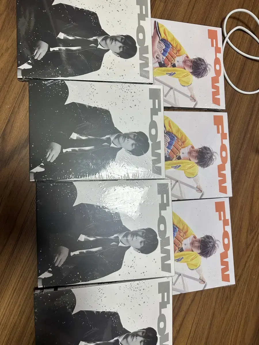 Onew FLOW sealed album