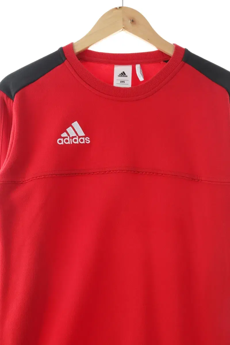 (M) Adidas Man to Man T-Shirt Red Old School Limited Edition - 106AC