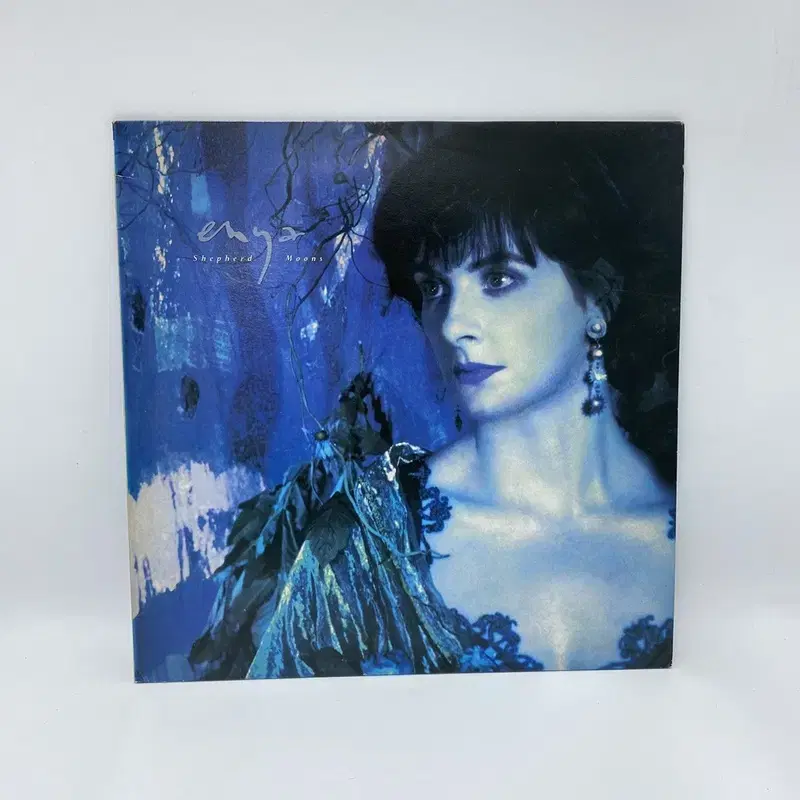 ENYA  LP / AA4619