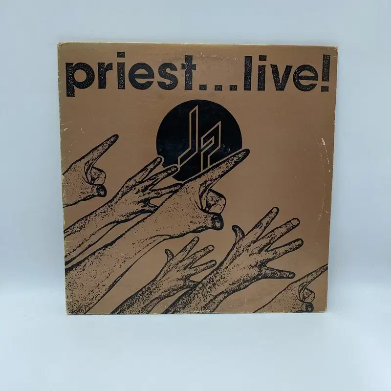 PRIEST LIVE LP / AA4667