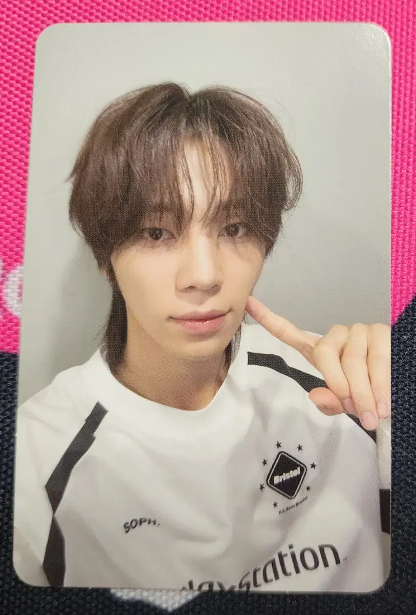 Nexgee Sogan broadcast photocard