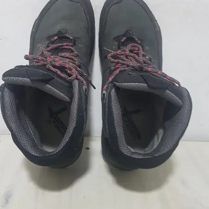 택포 250/255 트렉스타 TREKSTA GORE-TEX 트레킹 등산화