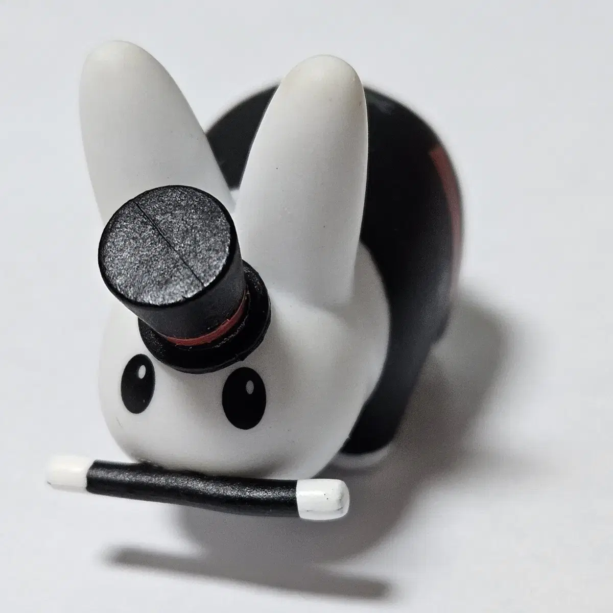 [figurine] smorkin rabbit smorkin rabbit