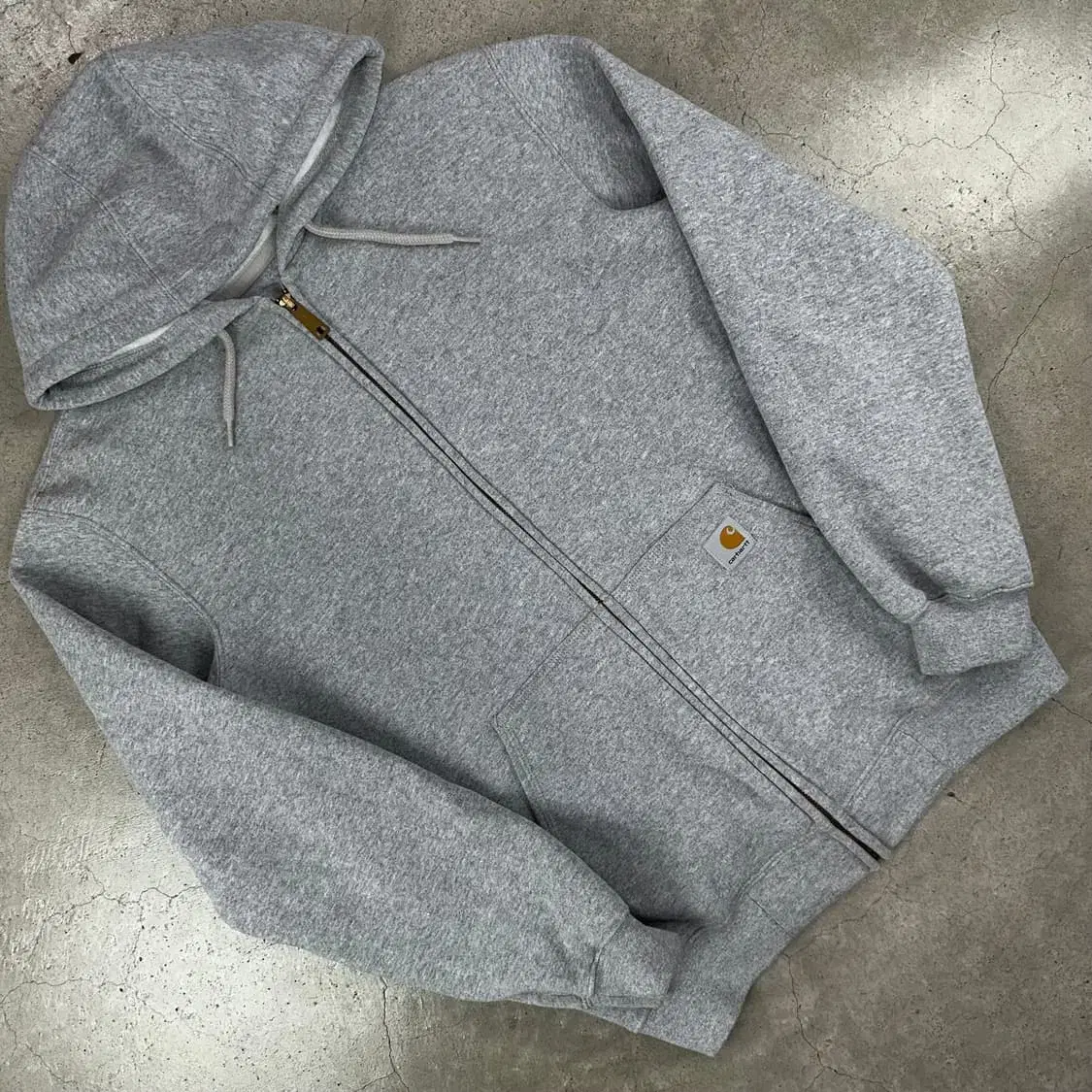 Calhart logo gray hoodieZipped up