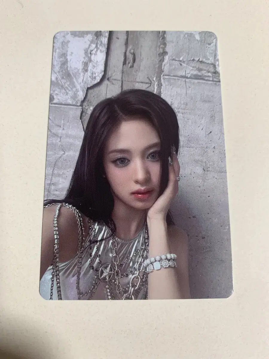 Baby Monster AHYUN Drip popup pop up album pre-order benefit photocard wts.