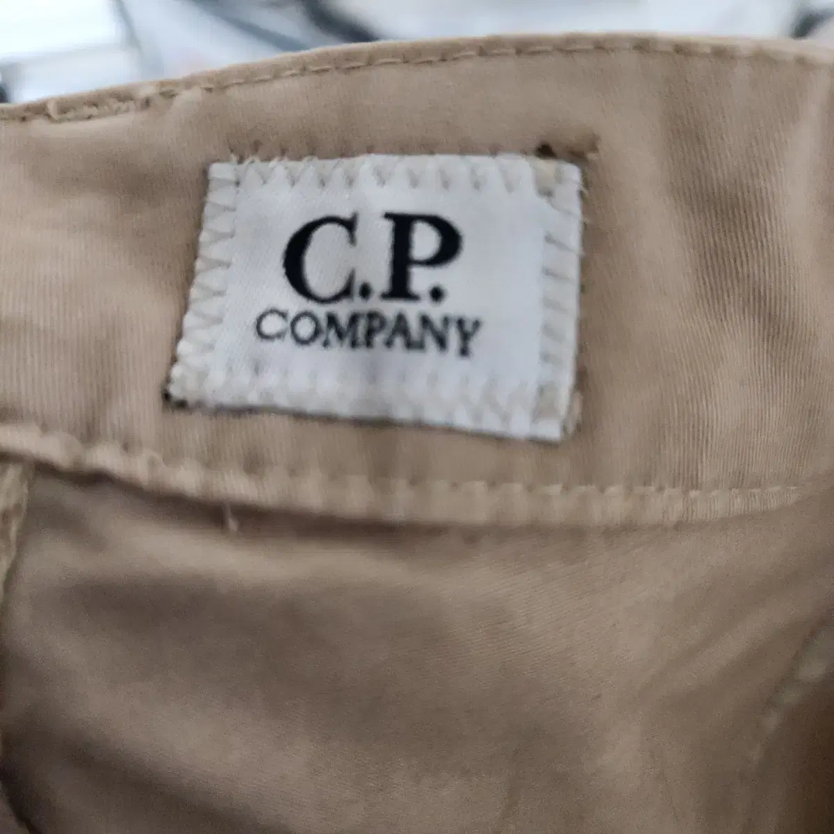 CP COMPANY PANTS  32INCH