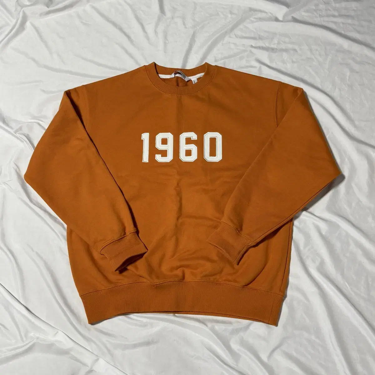 [L] Uniform Bridge 1960 Sweatshirt