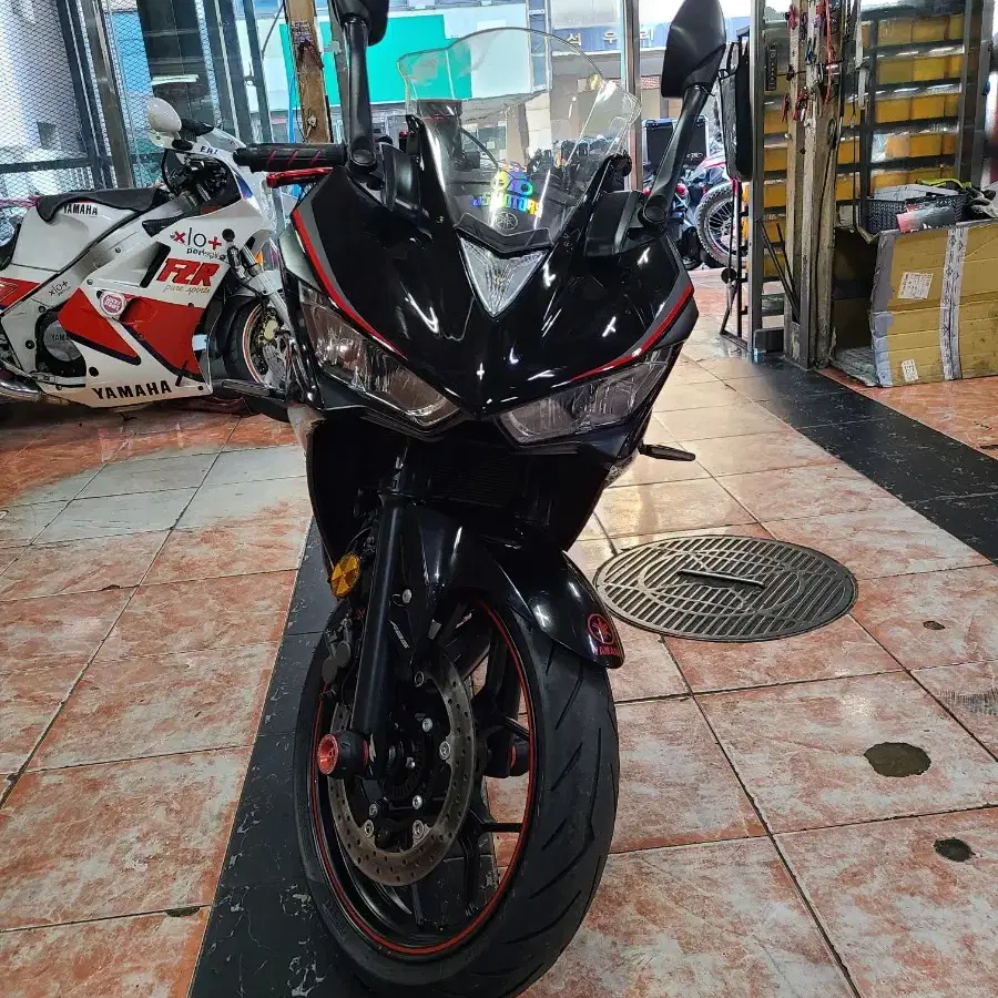 야마하 YZF R3 18년 아크라정품 풀배기구변