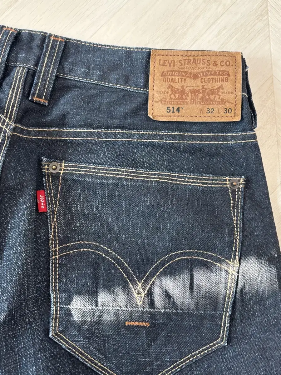 Levi's 514 32