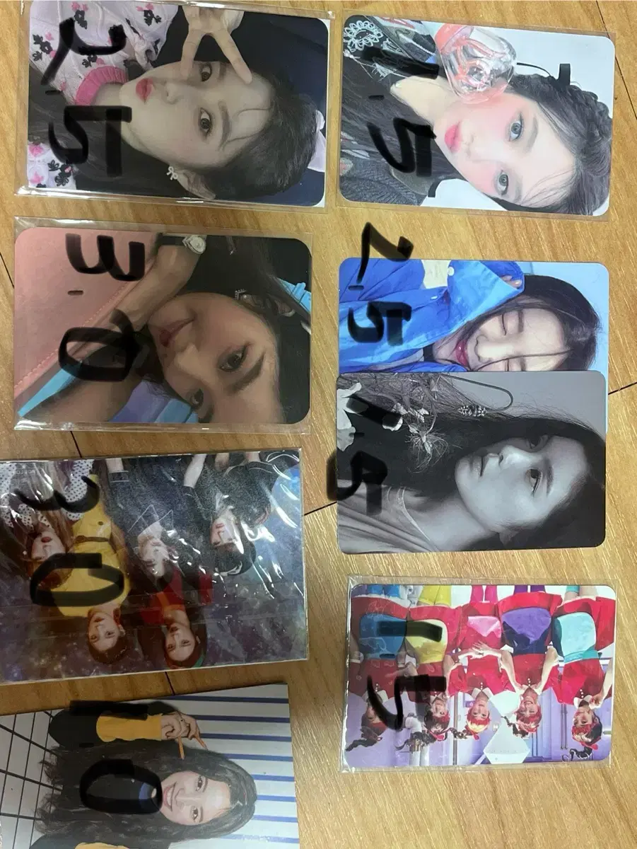 Red Velvet photocard wts sell irene seulgi wendy joy yeri Seoul fan con Exhibition