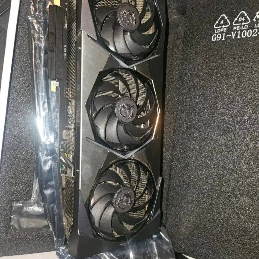 rtx 3070ti 슈프림 풀박스