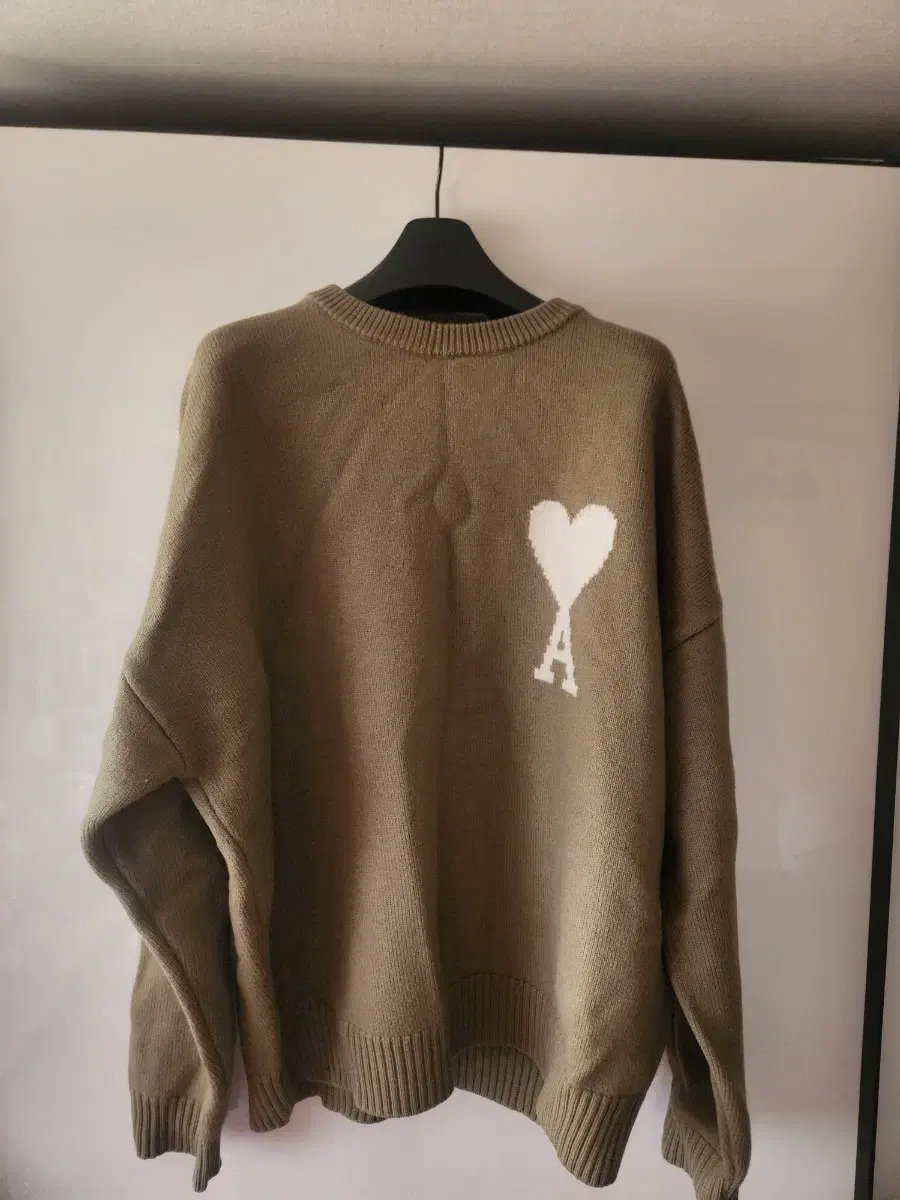 Ami Intarsia Bigheart Logo Knit Beige for Sale