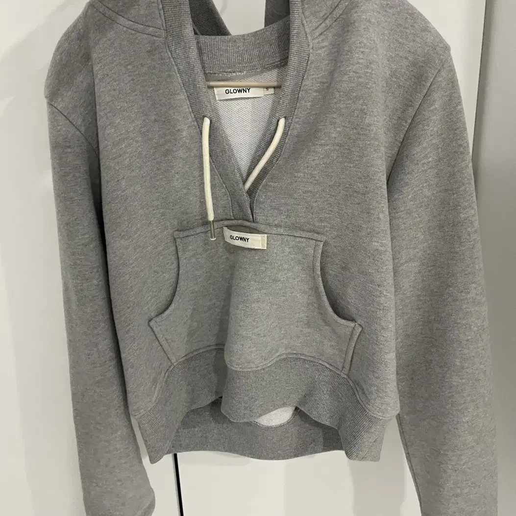 Glowny ciao v cut hoodie 글로니 후디 후드ㅔ