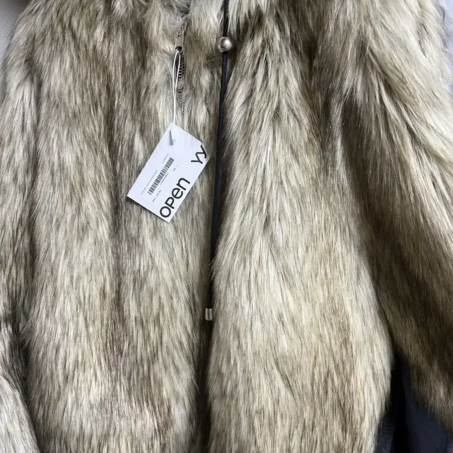 REVERSIBLE FAUX FUR HOOD JACKET, BEIGE